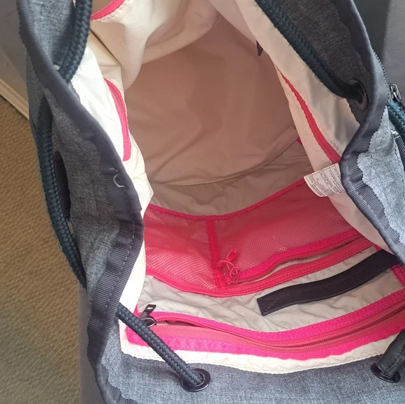 Lululemon Method Bag - Picture 6 of 8